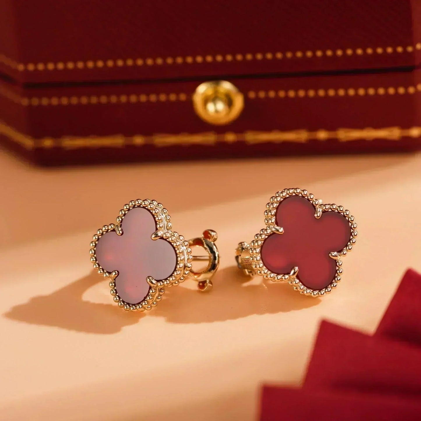 [AuraEcho Jewelry]CLOVER MEDIUM 1 MOTIFS CARNELIAN  EARRINGS