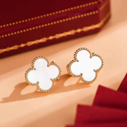 [AuraEcho Jewelry]CLOVER MEDIUM 1 MOTIFS  WHITE MOP STUD EARRINGS