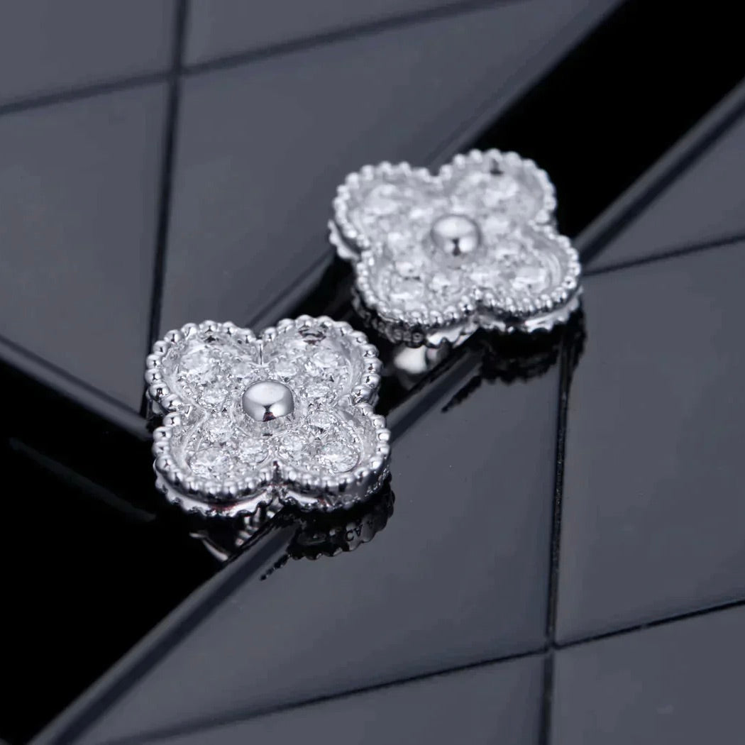 [AuraEcho Jewelry]CLOVER 1 MOTIFS DIAMOND STUD EARRINGS SILVER