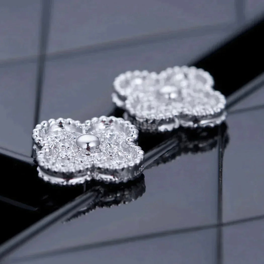 [AuraEcho Jewelry]CLOVER 1 MOTIFS DIAMOND STUD EARRINGS SILVER