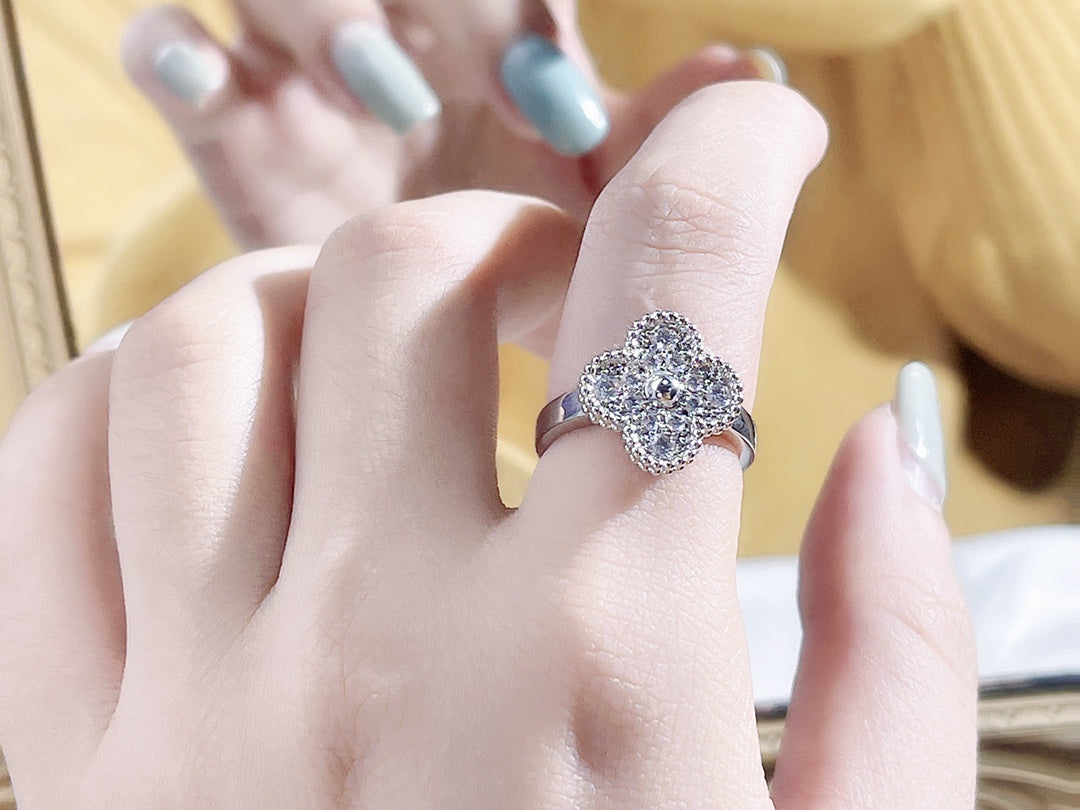 [AuraEcho Jewelry]CLOVER DIAMOND RING