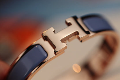 [AuraEcho Jewelry]H BRACELET 12MM BLUE GRAY