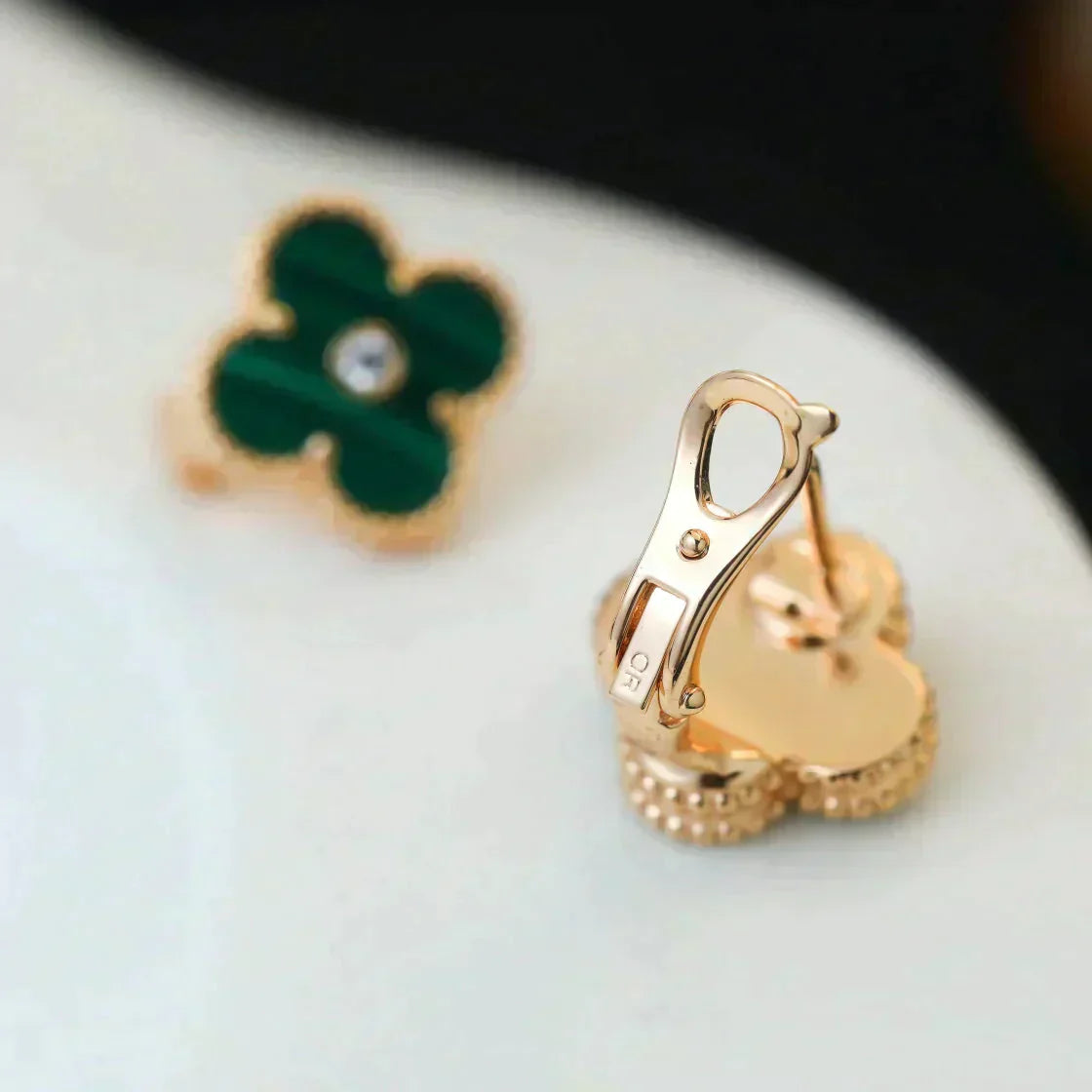 [AuraEcho Jewelry]CLOVER MEDIUM 1 MOTIFS MALACHITE DIAMOND EARRINGS