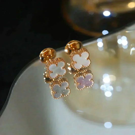 [AuraEcho Jewelry]CLOVER MINI 9.5MM WHITE MOP EARRINGS