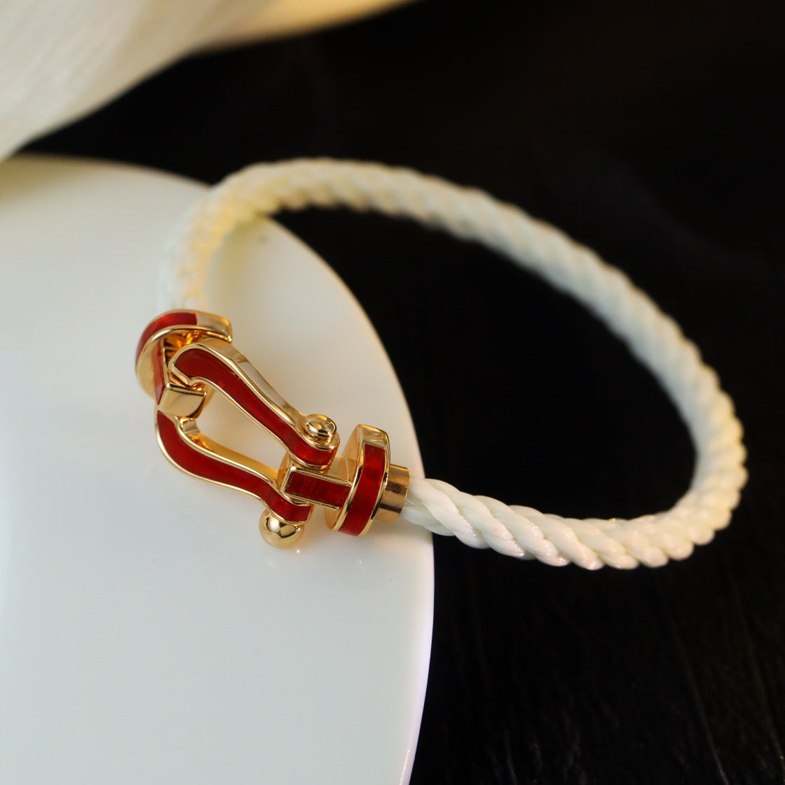 [AuraEcho Jewelry]FORCE 10 WHITE TEXTILE DIAMOND PAVED
