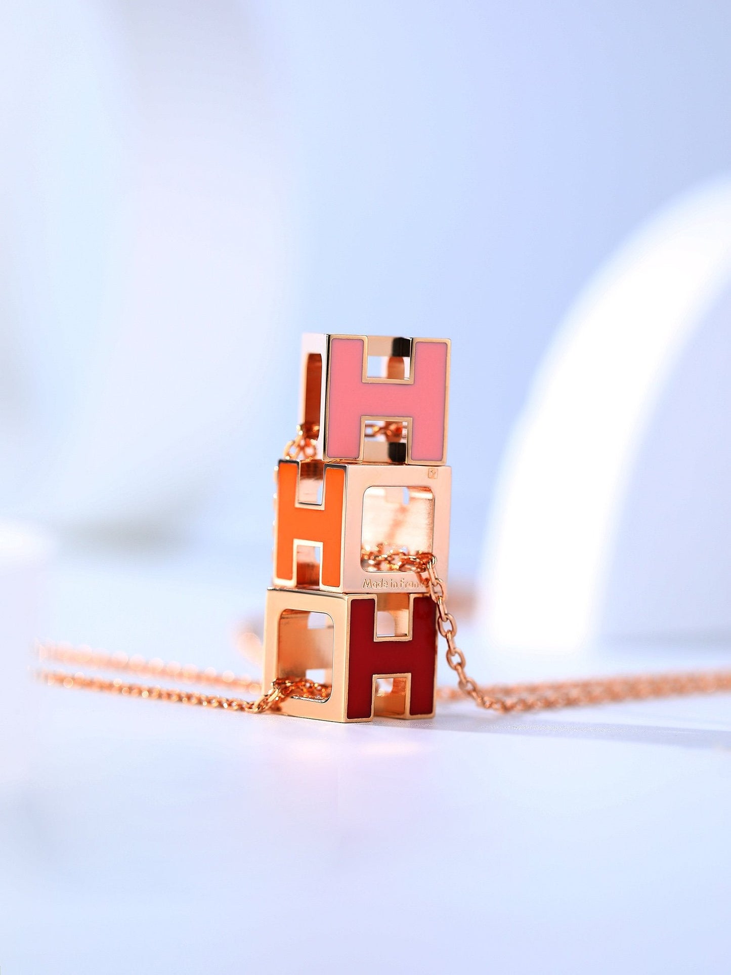 [AuraEcho Jewelry]H CAGE PINK GOLD NECKLACE