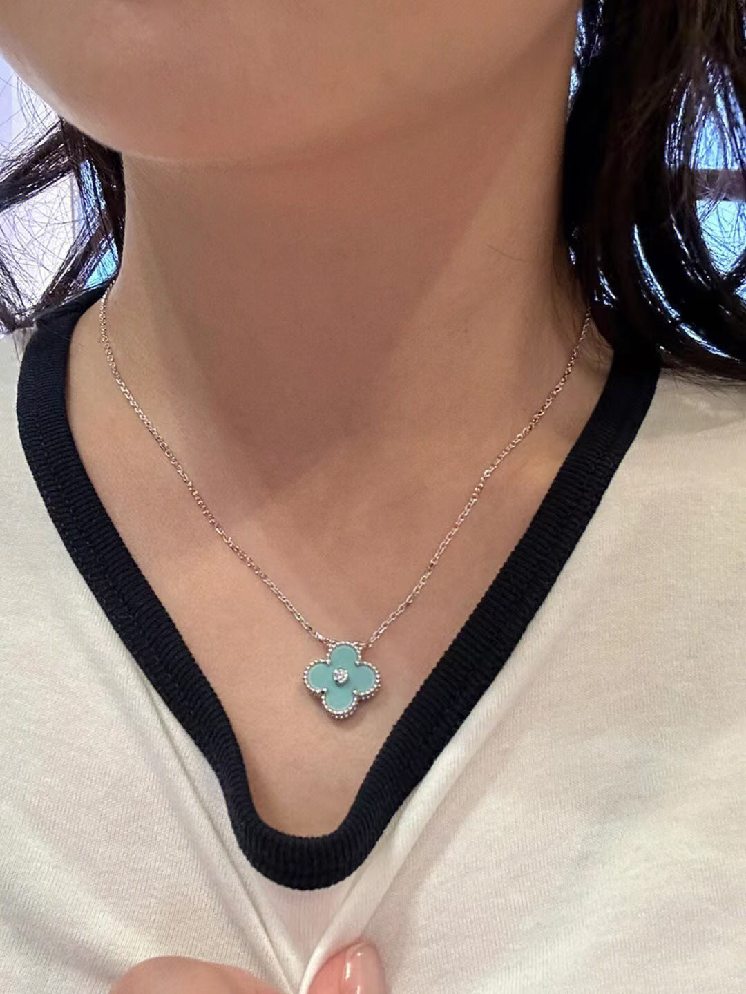 [AuraEcho Jewelry]CLOVER 1 DIAMOND LIGHT BLUE SILVER NECKLACE