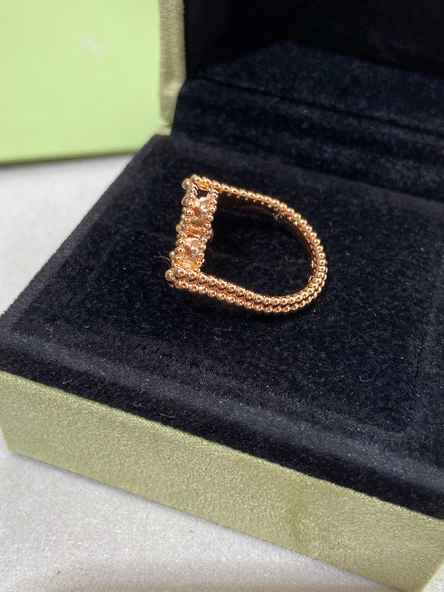 [AuraEcho Jewelry]CLOVER RIVERSIBLE ROSE GOLD RING