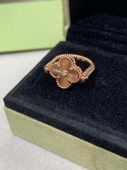 [AuraEcho Jewelry]CLOVER RIVERSIBLE ROSE GOLD RING