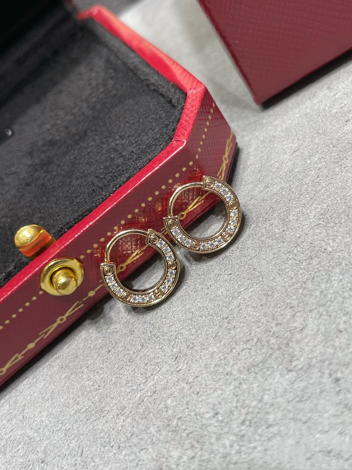 [AuraEcho Jewelry]LOVE DIAMOND EARRINGS