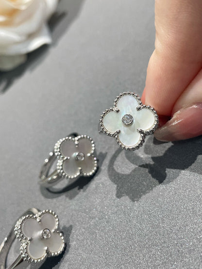 [AuraEcho Jewelry]CLOVER SILVER MOP DIAMOND RING