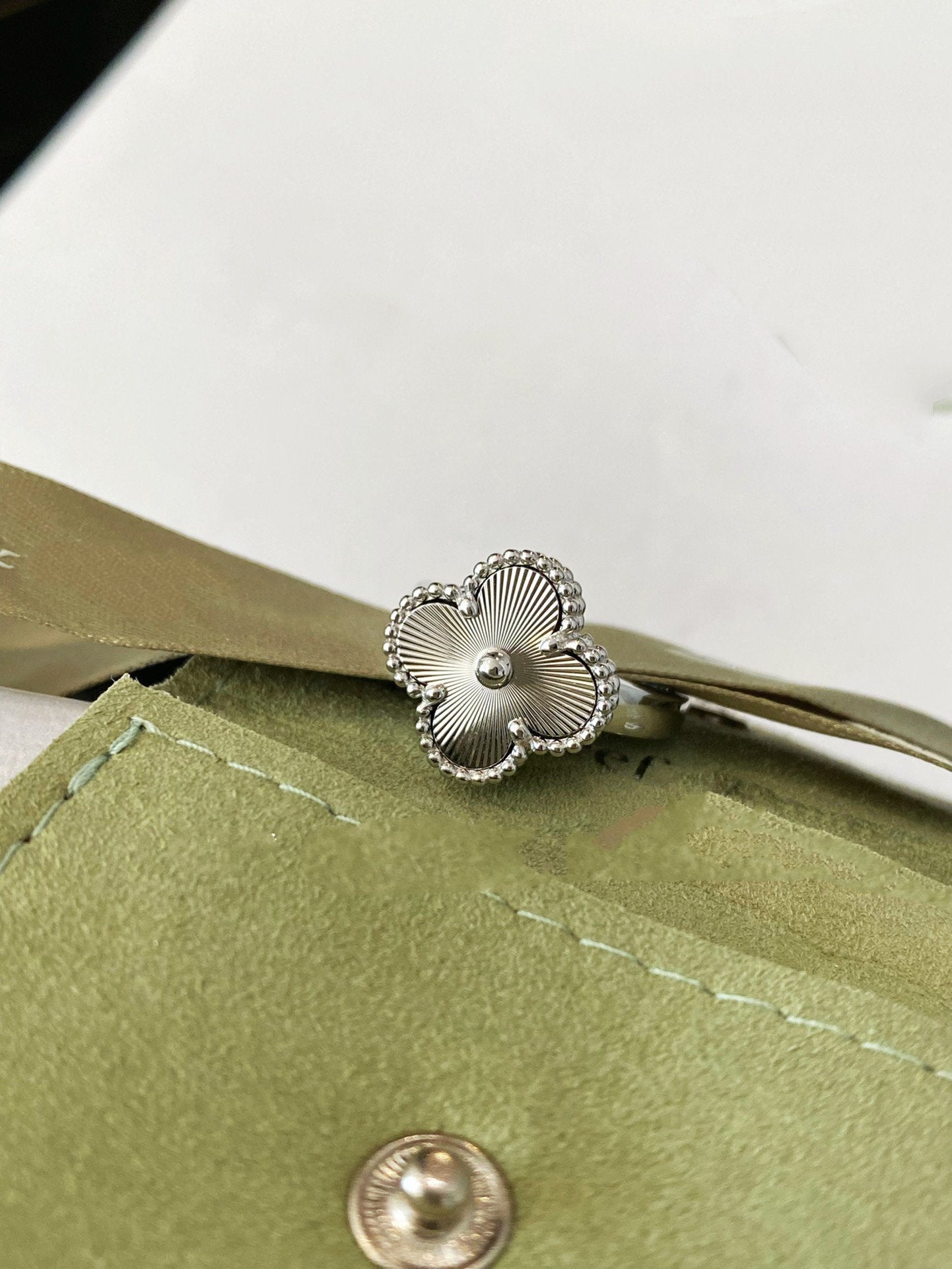 [AuraEcho Jewelry]CLOVER SILVER RING