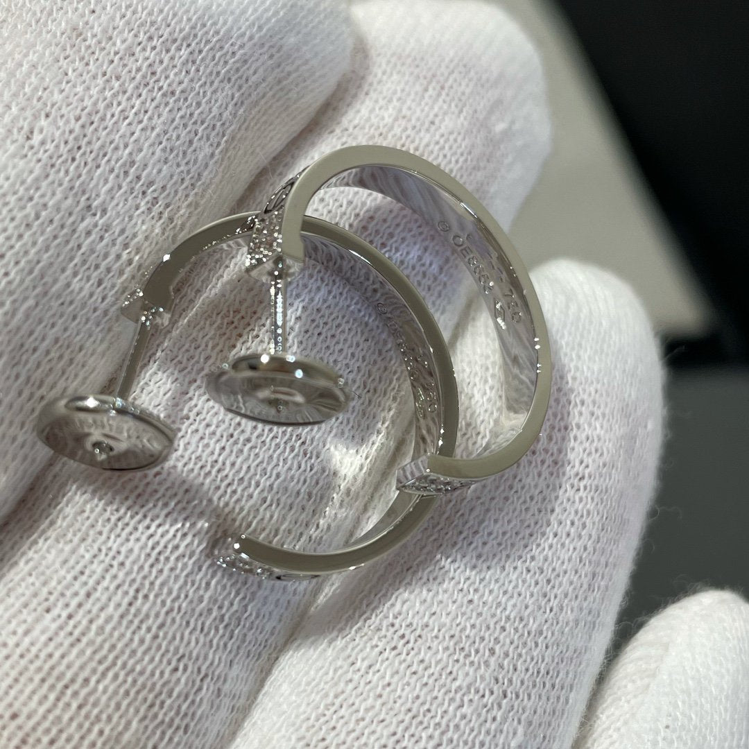 [AuraEcho Jewelry]LOVE DIAMOND SILVER HOOP EARRINGS