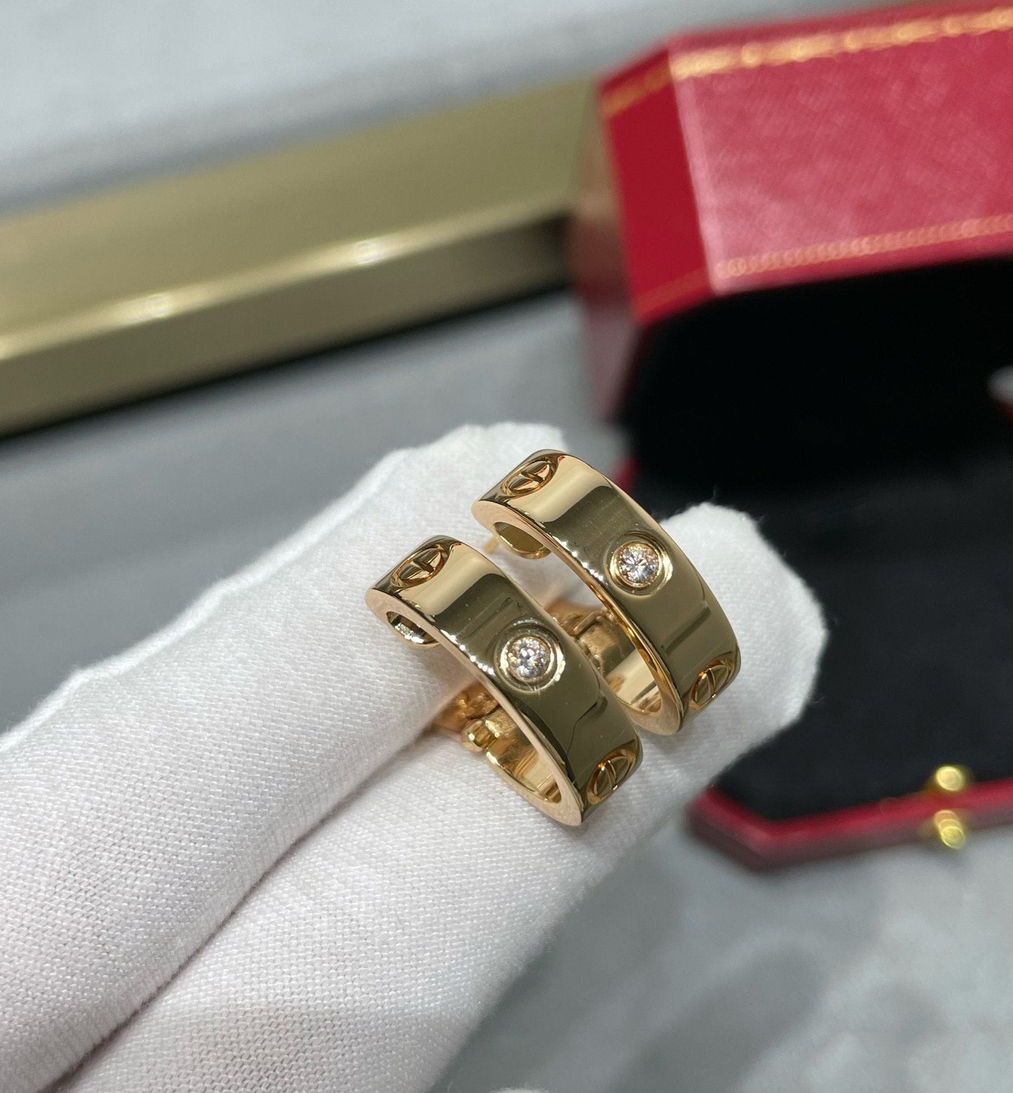 [AuraEcho Jewelry]LOVE 5.5MM 1 DIAMOND EARRINGS