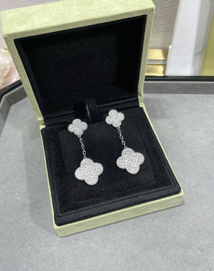 [AuraEcho Jewelry]CLOVER 2 MOTIFS DIAMOND PAVED SILVER EARRINGS