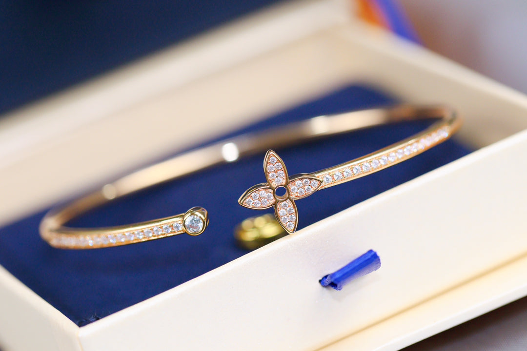 [AuraEcho Jewelry]IDYLLE PINK GOLD OPEN BRACELET DIAMOND PAVED