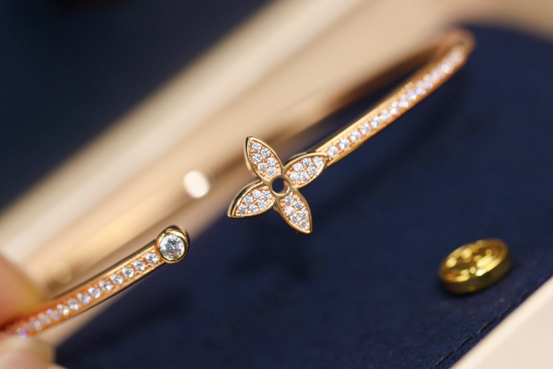 [AuraEcho Jewelry]IDYLLE PINK GOLD OPEN BRACELET DIAMOND PAVED