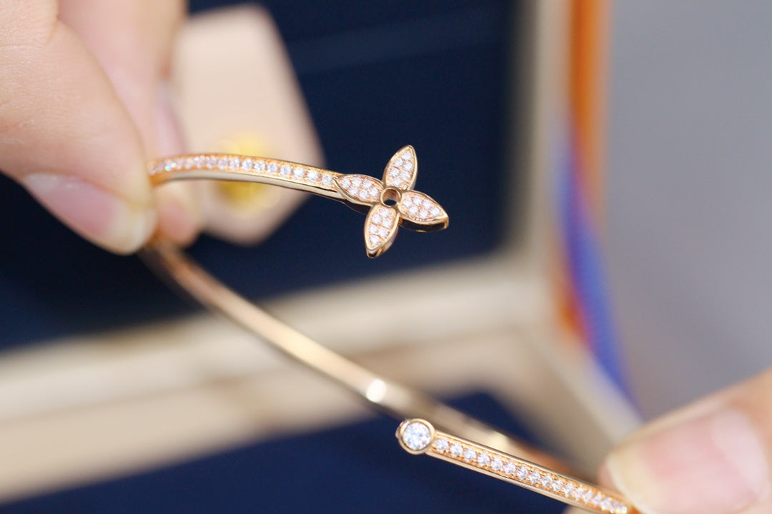 [AuraEcho Jewelry]IDYLLE PINK GOLD OPEN BRACELET DIAMOND PAVED
