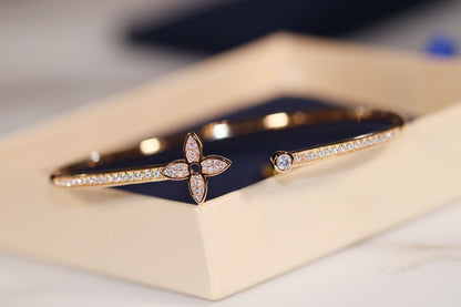[AuraEcho Jewelry]IDYLLE GOLD OPEN BRACELET DIAMOND PAVED