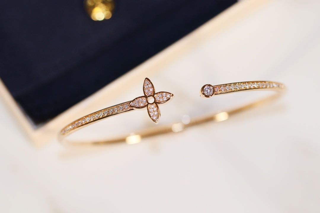 [AuraEcho Jewelry]IDYLLE GOLD OPEN BRACELET DIAMOND PAVED