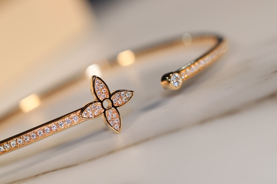 [AuraEcho Jewelry]IDYLLE GOLD OPEN BRACELET DIAMOND PAVED