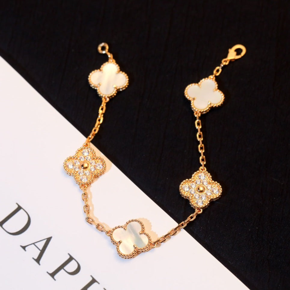 [AuraEcho Jewelry]CLOVER BRACELET 5 MOTIF WHITE MOP DIAMOND