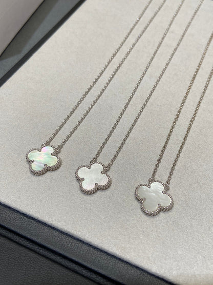 [AuraEcho Jewelry]CLOVER MEDIUM SILVER WHITE MOP NECKLACE
