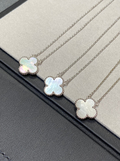 [AuraEcho Jewelry]CLOVER MEDIUM SILVER WHITE MOP NECKLACE