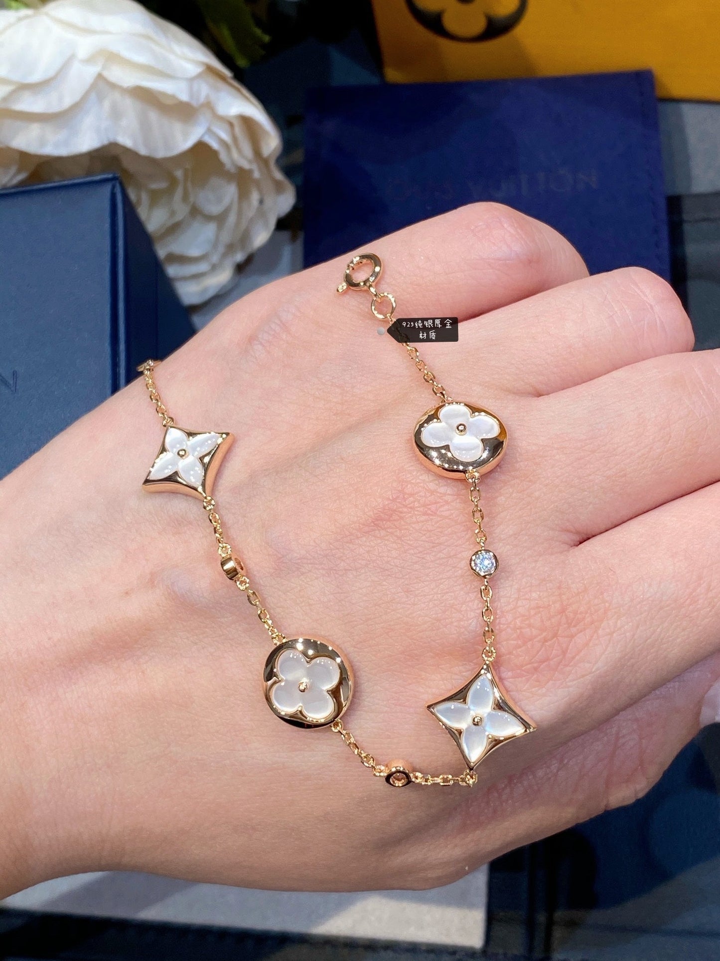 [AuraEcho Jewelry]STAR AND SUN 4 MOTIF WHITE MOP PINK GOLD BRACELET