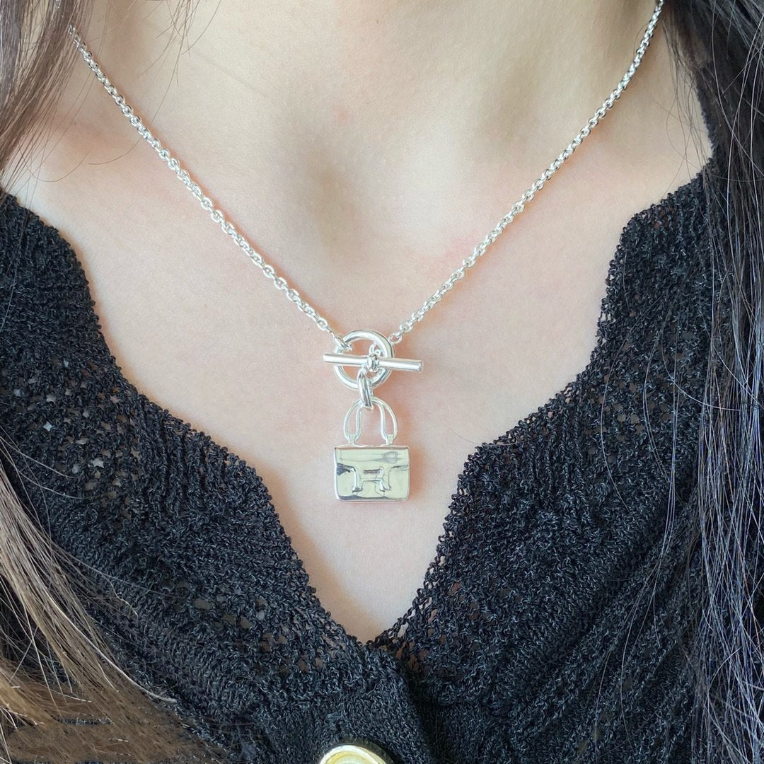 [AuraEcho Jewelry]CONSTANCE PEDANT SILVER NECKLACE