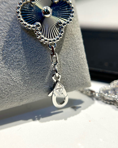 [AuraEcho Jewelry]CLOVER 5 MOTIF SILVER DIAMOND BRACELET