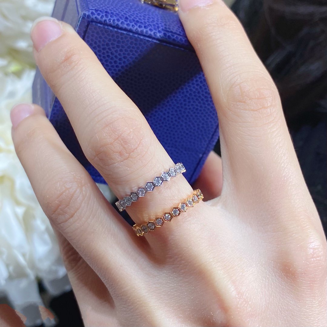 [AuraEcho Jewelry]BEE LOVE DIAMOND PAVED SMALL RING
