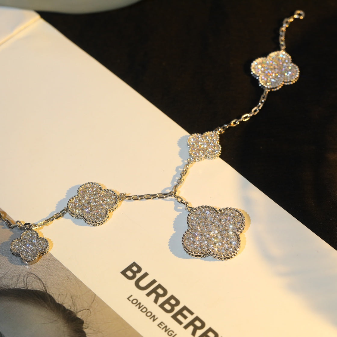 [AuraEcho Jewelry]CLOVER BRACELET 5 MOTIF SILVER DIAMOND PAVED