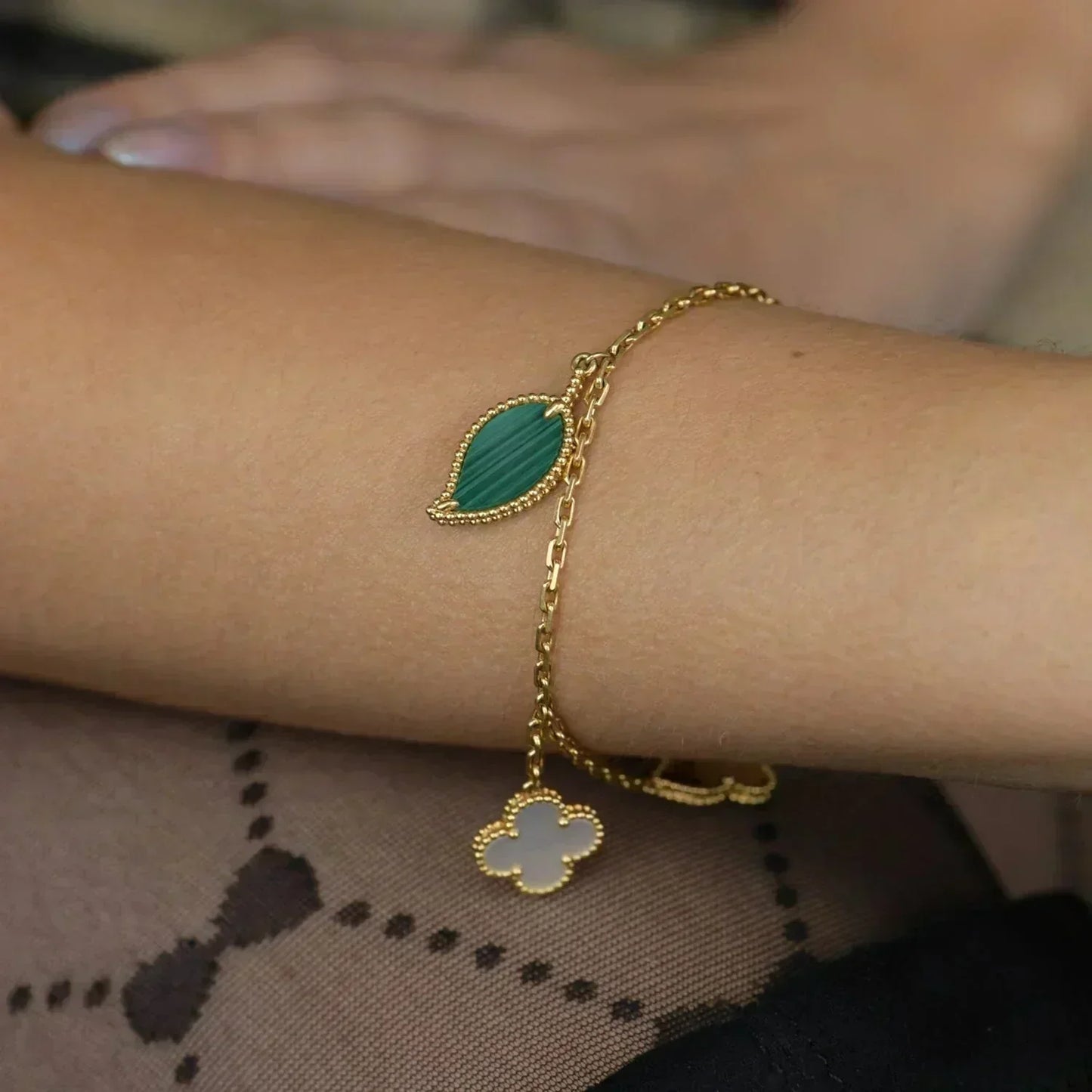 [WZQ]LUCKY SPRING 5 MOTIF GOLD BRACELET