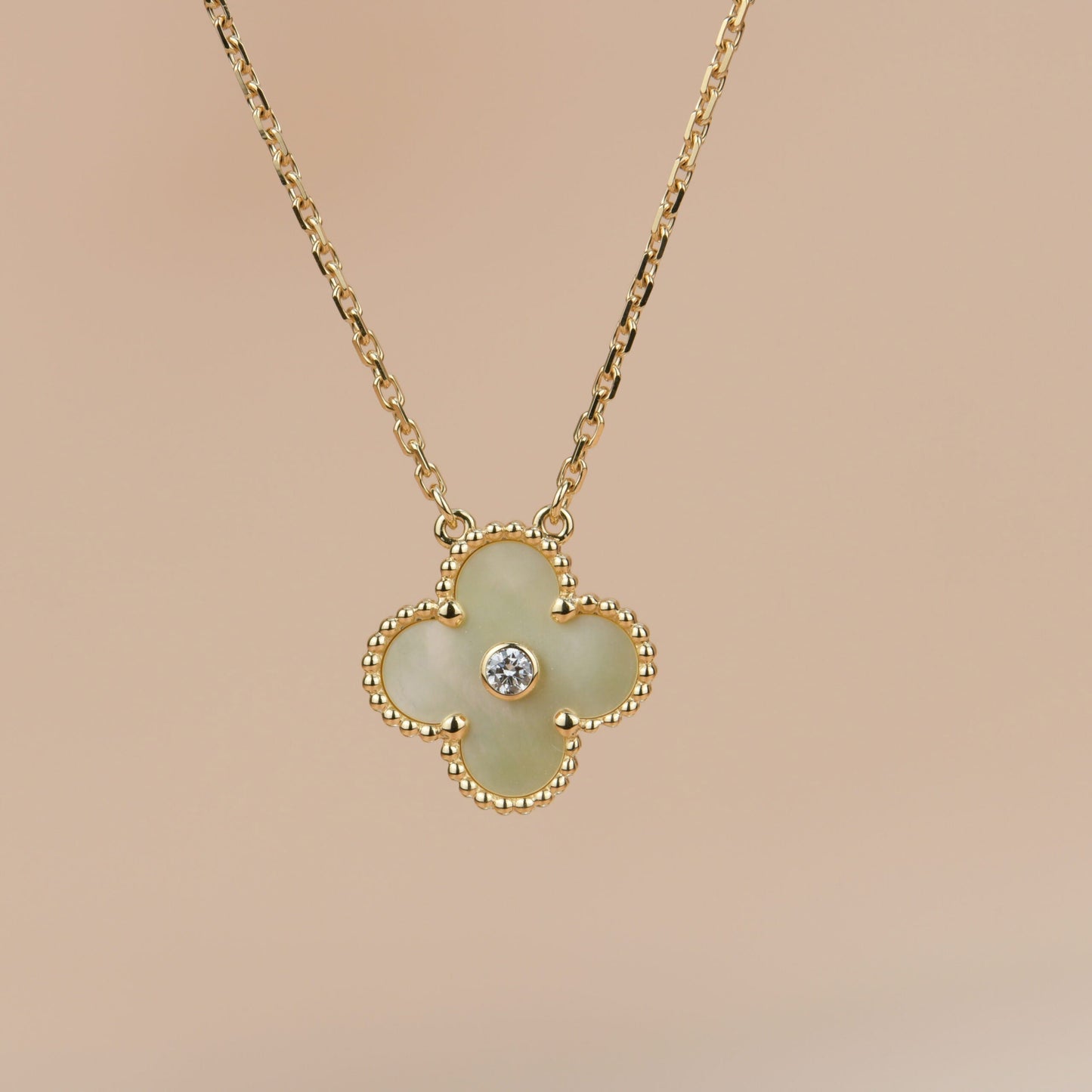 [AuraEcho Jewelry]CLOVER 15MM DIAMOND GOLD MOTHER OF PEARL NECKLACE