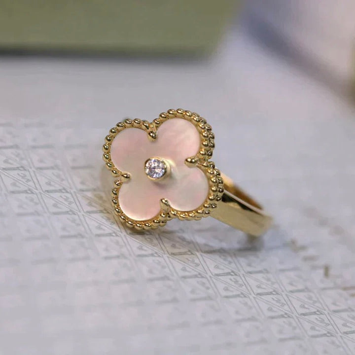 [AuraEcho Jewelry]CLOVER PINK MOP RING GOLD DIAMOND