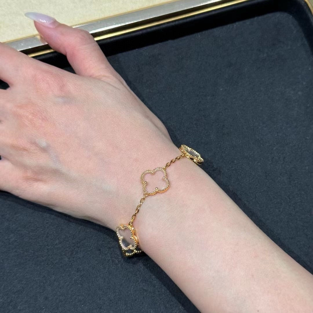 [AuraEcho Jewelry]CLOVER 5 MOTIF ROCK CRYSTAL PINK GOLD BRACELET