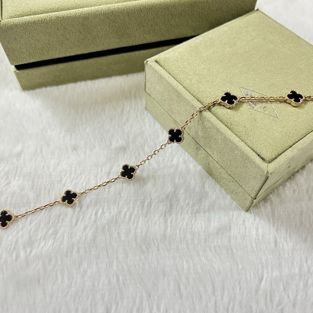 [AuraEcho Jewelry]CLOVER 6 MOTIF  ONYXS BRACELET