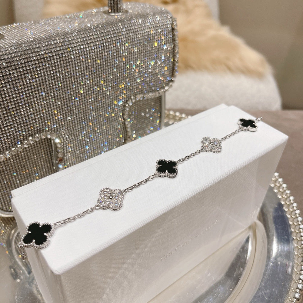 [AuraEcho Jewelry]CLOVER 5 MOTIF ONYXS DIAMOND BRACELET SILVER