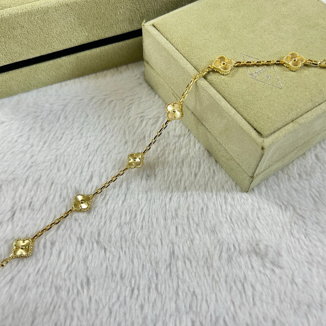 [AuraEcho Jewelry]CLOVER 6 MOTIF DIAMOND BRACELET