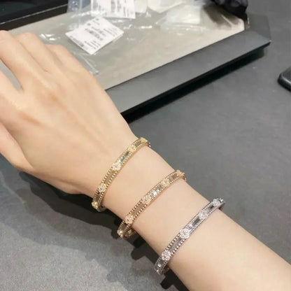 [AuraEcho Jewelry]CLOVER BRACELET 4MM DIAMONDS