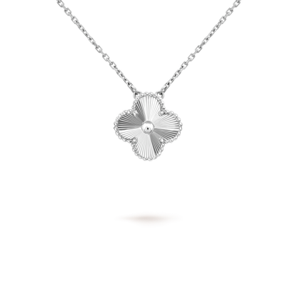 [AuraEcho Jewelry]CLOVER 15MM LASER NECKLACE SILVER