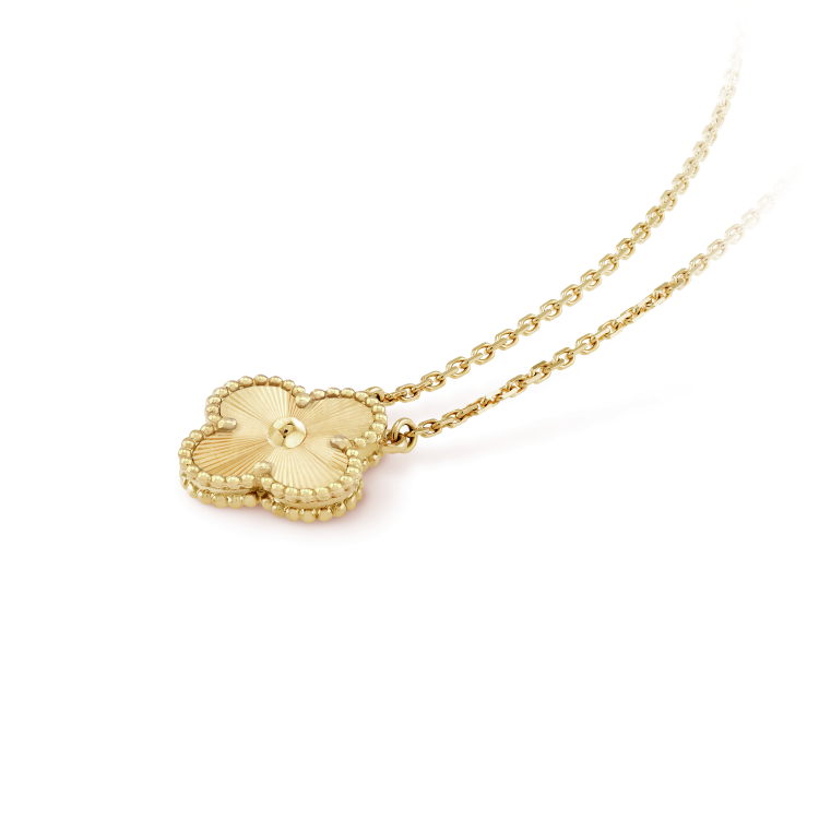 [AuraEcho Jewelry]CLOVER 15MM LASER NECKLACE