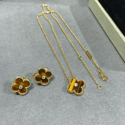 [AuraEcho Jewelry]CLOVER 15MM DIAMOND AND YELLOW TIGER'S EYE AGATE necklace