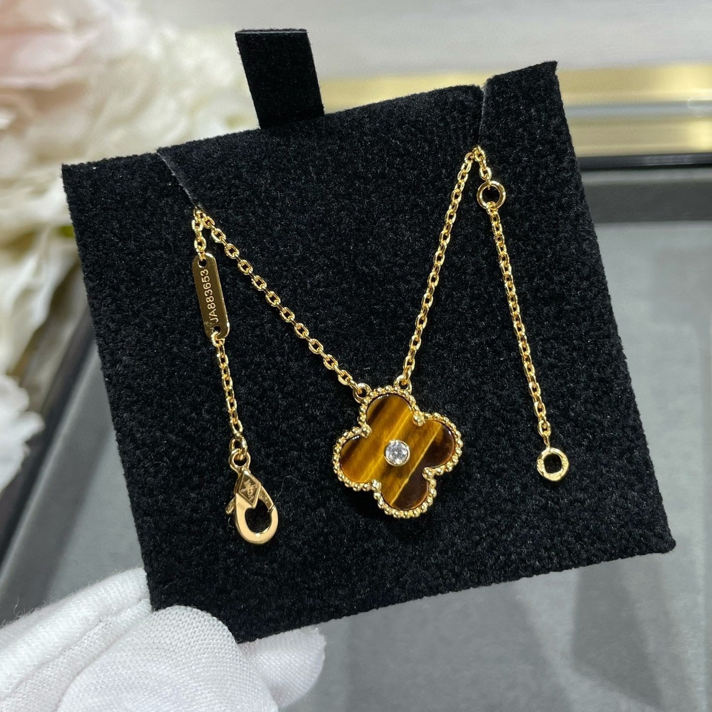[AuraEcho Jewelry]CLOVER 15MM DIAMOND AND YELLOW TIGER'S EYE AGATE necklace