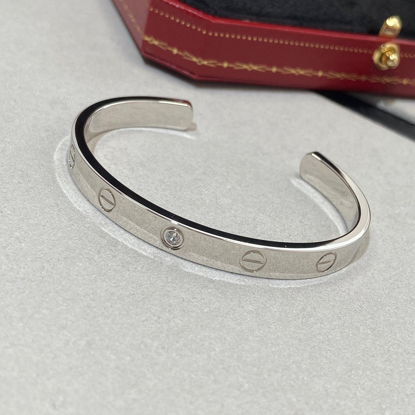 [AuraEcho Jewelry]LOVE BRACELET 6.1MM 1 DIAMOND OPEN CUFF