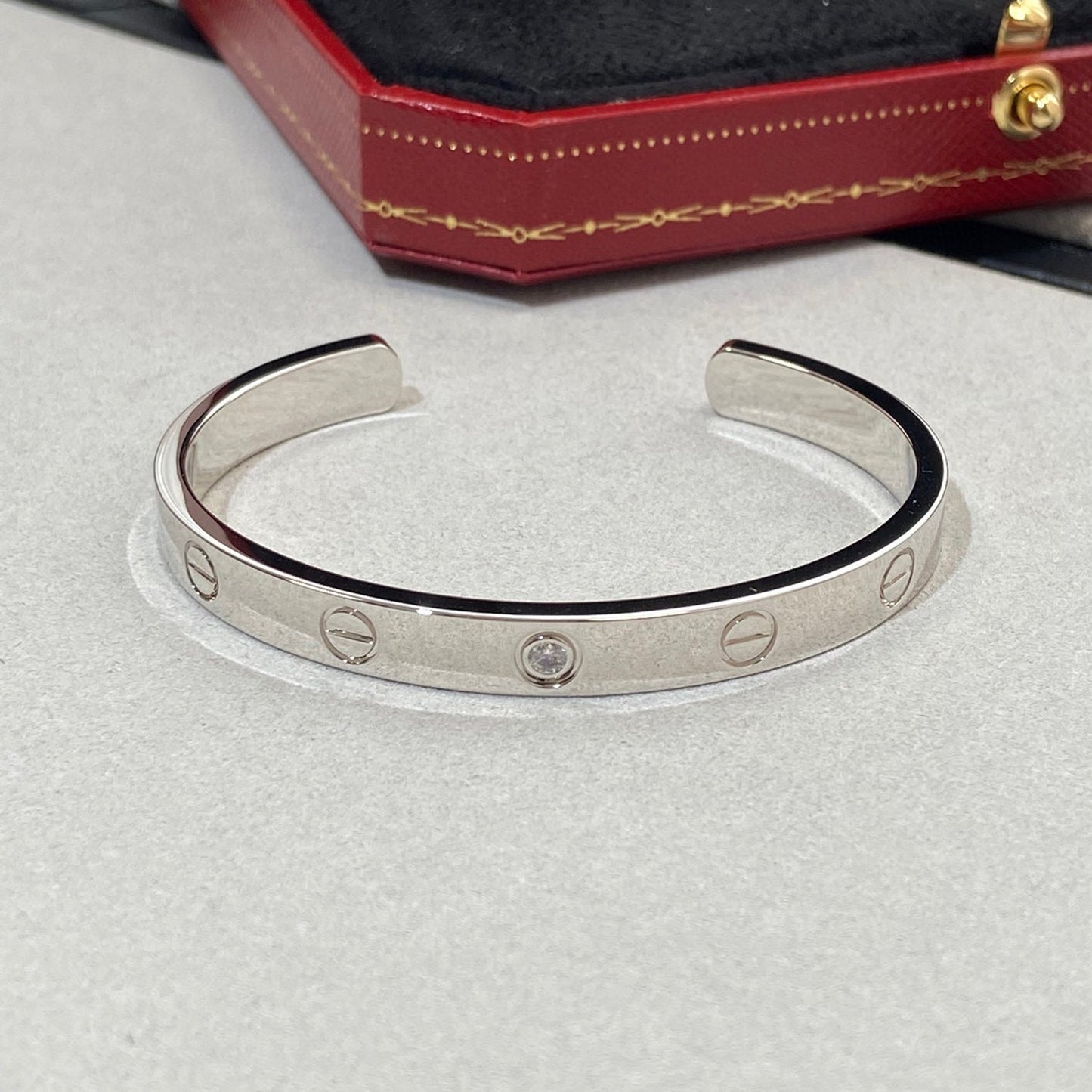 [AuraEcho Jewelry]LOVE BRACELET 6.1MM 1 DIAMOND OPEN CUFF