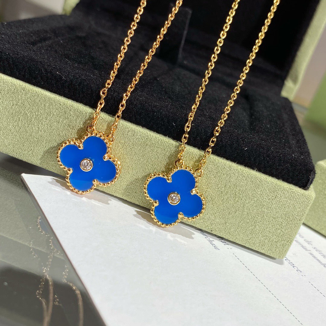 [AuraEcho Jewelry]CLOVER 15MM DIAMOND AND BLUE AGATE NECKLACE