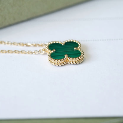 [AuraEcho Jewelry]CLOVER 15MM MALACHITE SINGLE FLOWER  NECKLACE