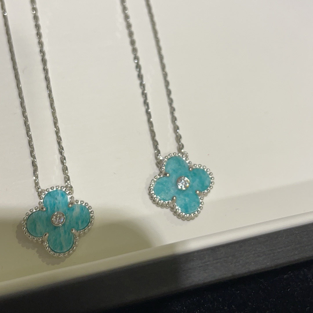 [AuraEcho Jewelry]CLOVER 15MM DIAMOND SVRES PORCELAIN  NECKLACE SILVER